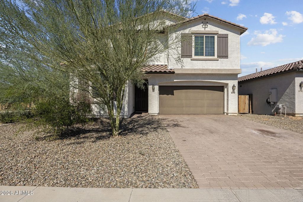 6742 W Discovery Drive, Glendale