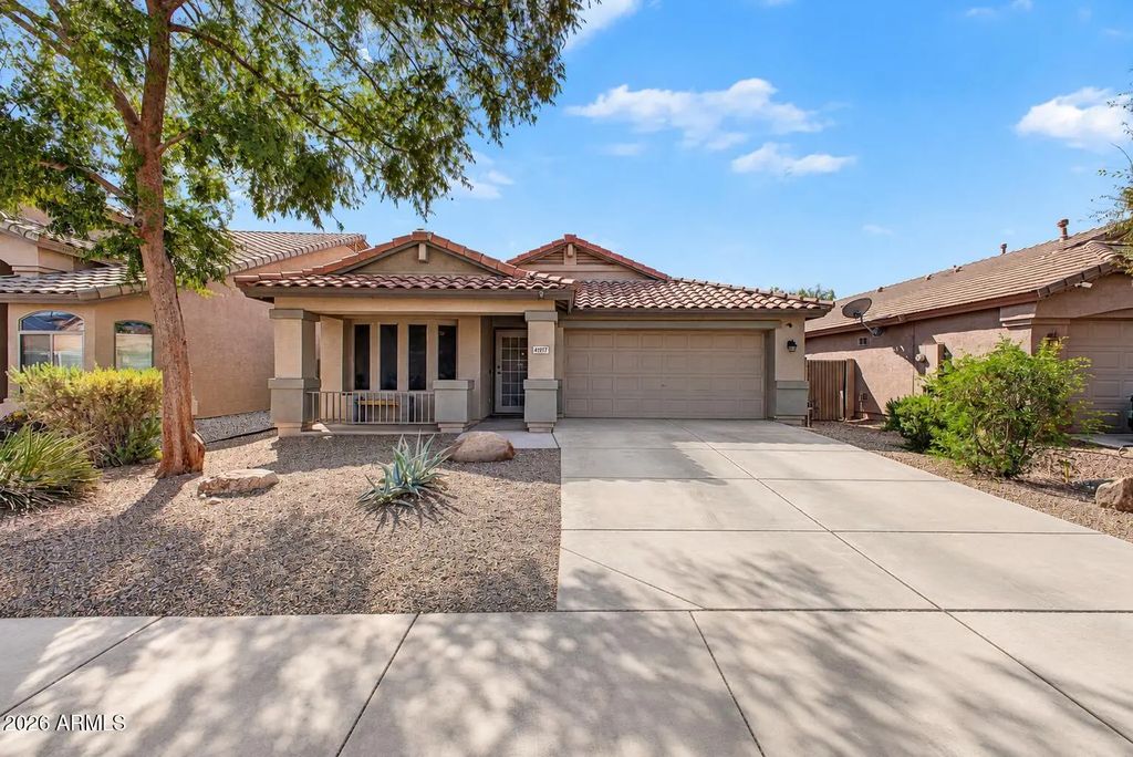 41917 W Michaels Drive, Maricopa
