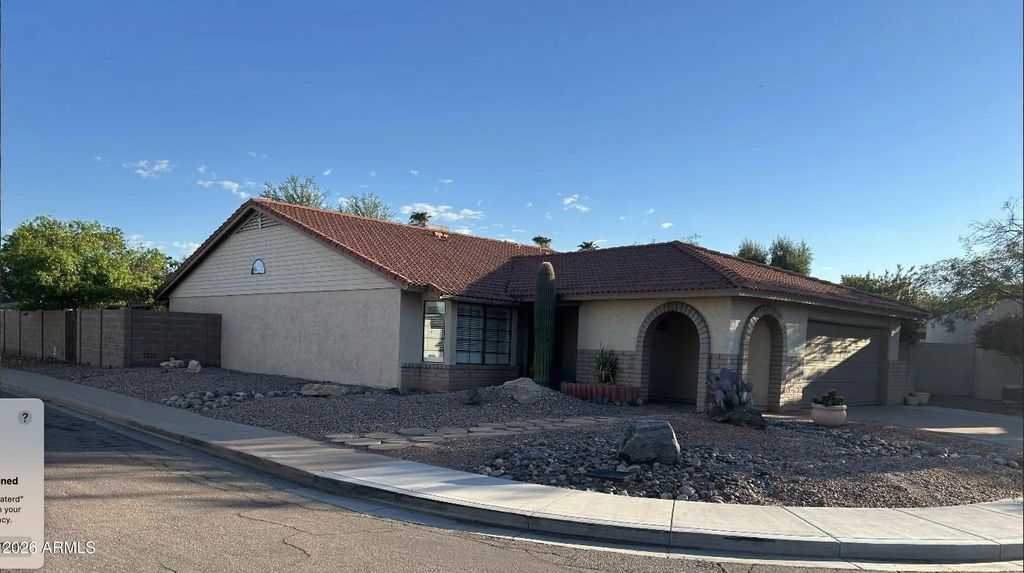 831 N 85th Place N, Scottsdale