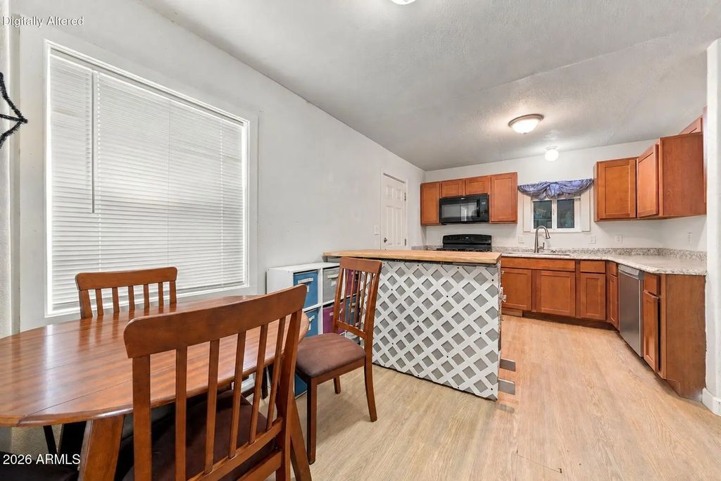 211 W Northern Avenue, Coolidge