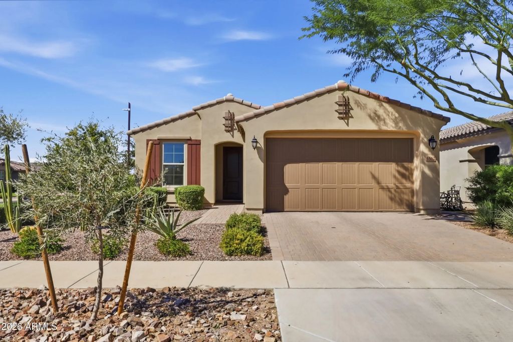 5562 S Archer, Mesa