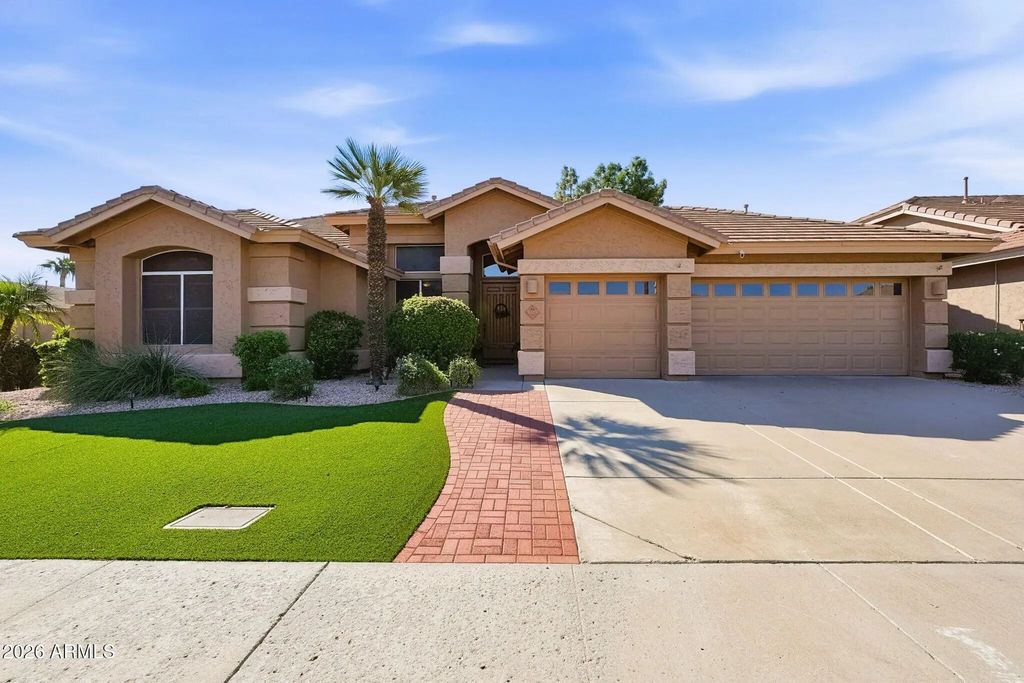 6519 W Crest Lane, Glendale