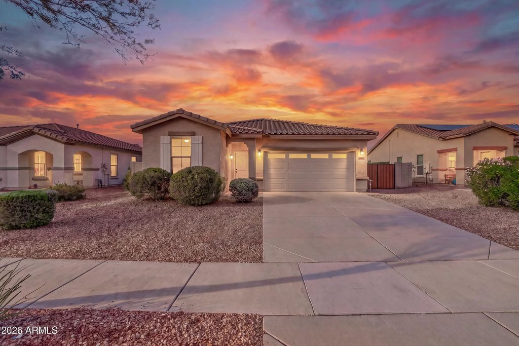 16990 W Gibson Lane, Goodyear