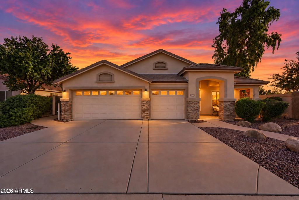 5633 E Grove Circle, Mesa