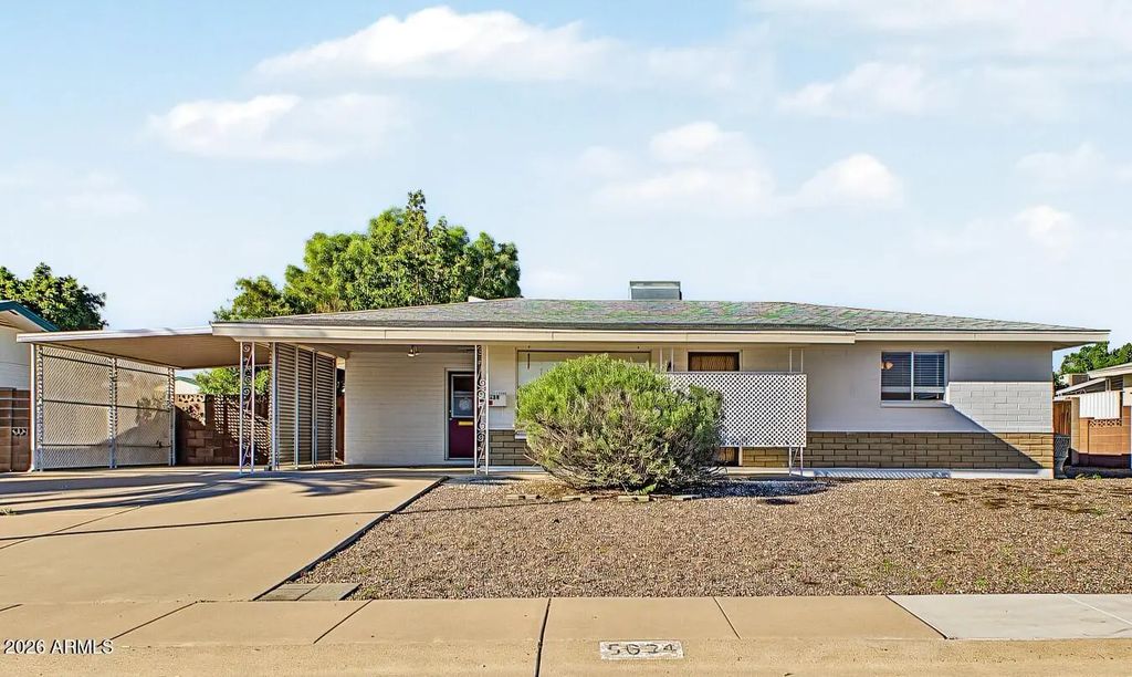 5634 E Des Moines Street, Mesa