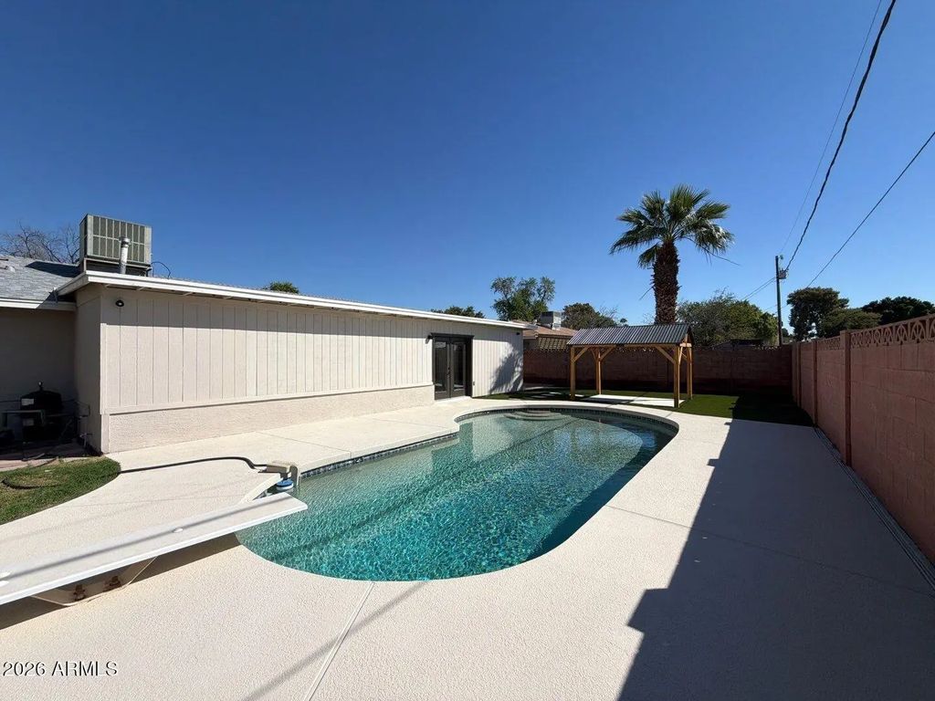 717 W Cactus Wren Drive, Phoenix