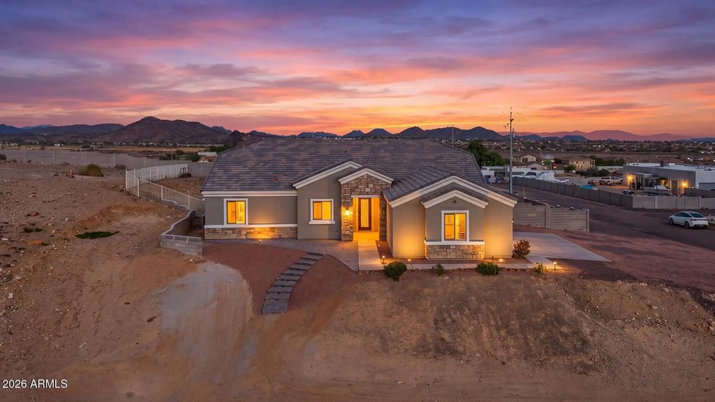 11422 W Tether Trail, Peoria