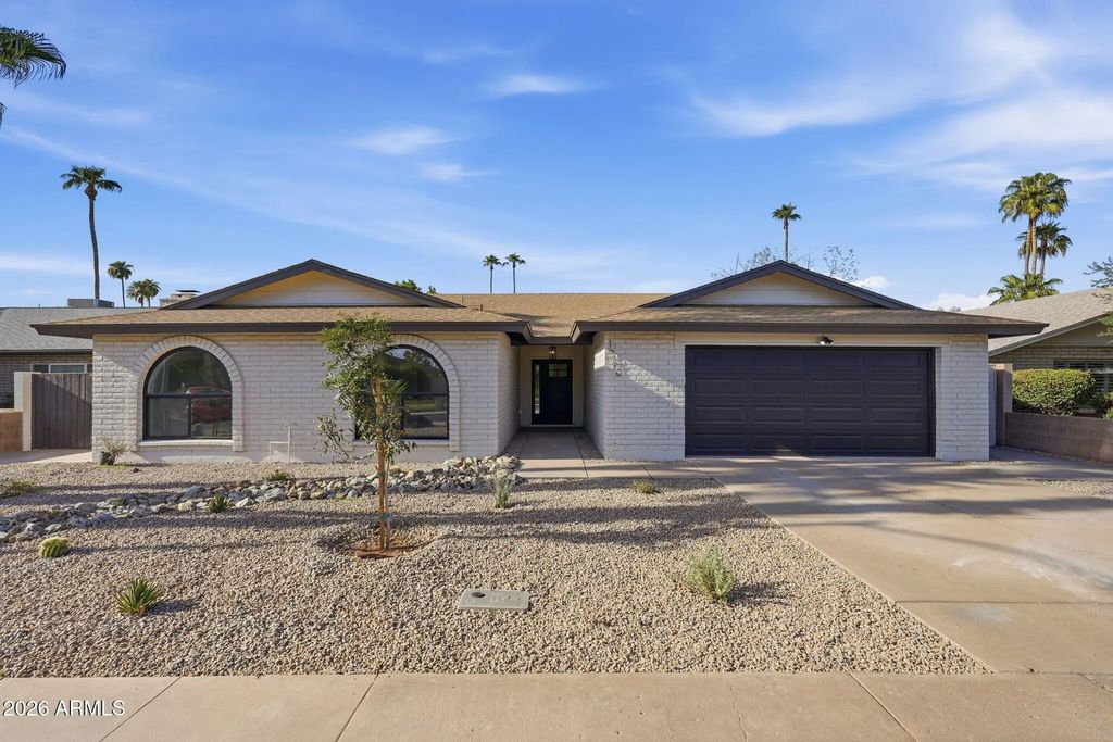 1750 W Kiowa Avenue, Mesa