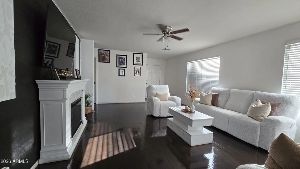 4134 W Cactus Wren Drive, Phoenix