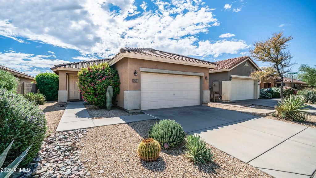 2523 W Memorial Drive, Anthem