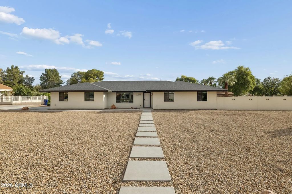 803 E Melody Drive, Gilbert