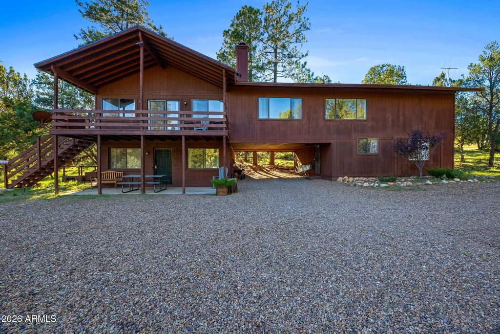 2861 Lodgepole Road, Overgaard