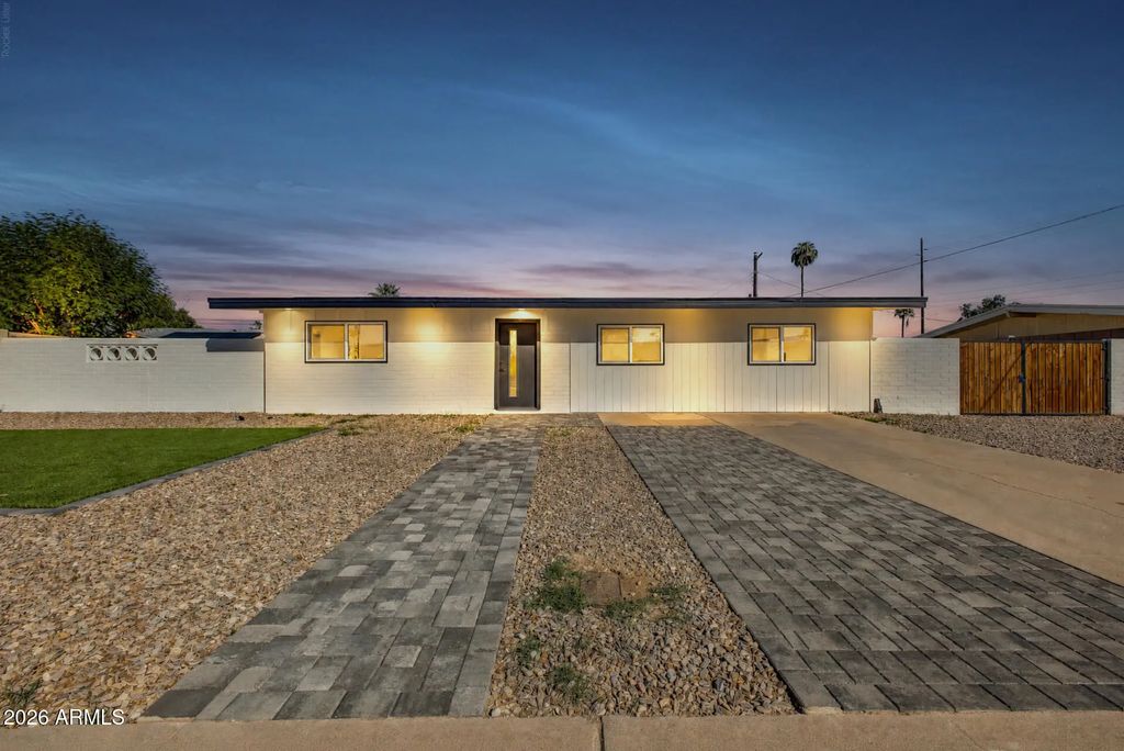 5009 N 62nd Avenue, Glendale