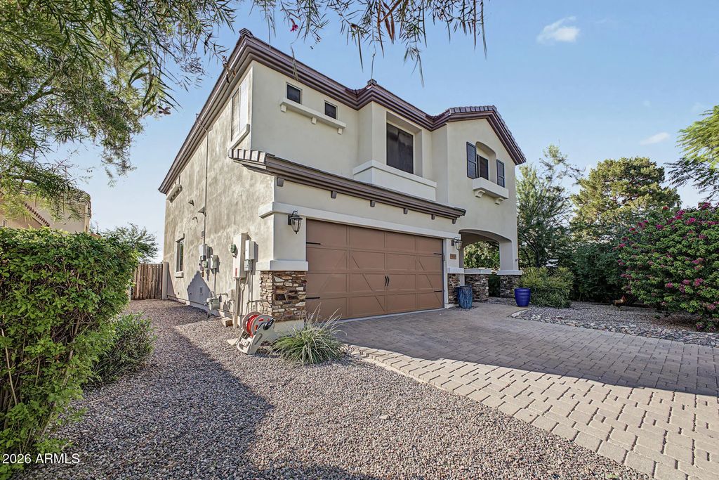 3124 N 32nd Way, Phoenix