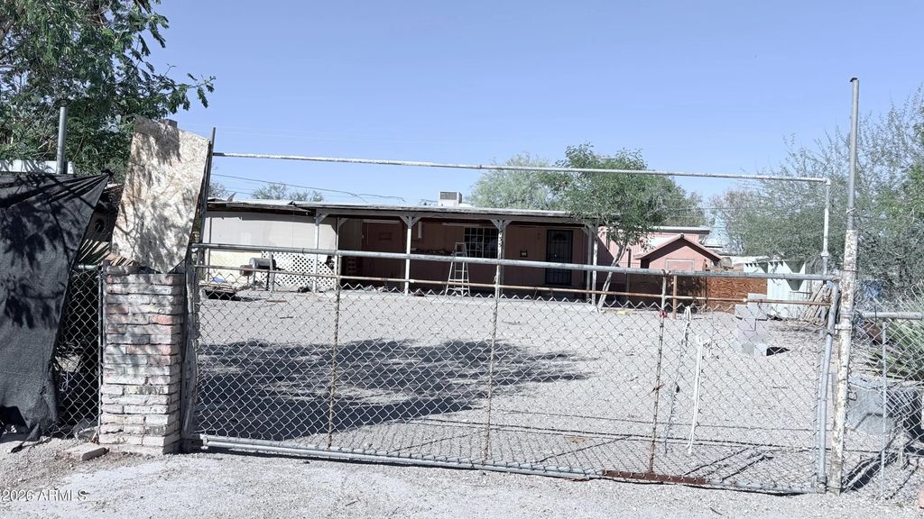 1435 N Cameron Avenue, Ajo