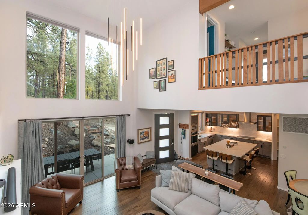 907 W Montvale Avenue, Flagstaff