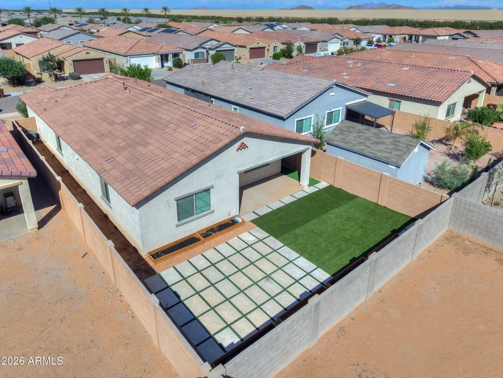 35281 W Santa Barbara Avenue, Maricopa
