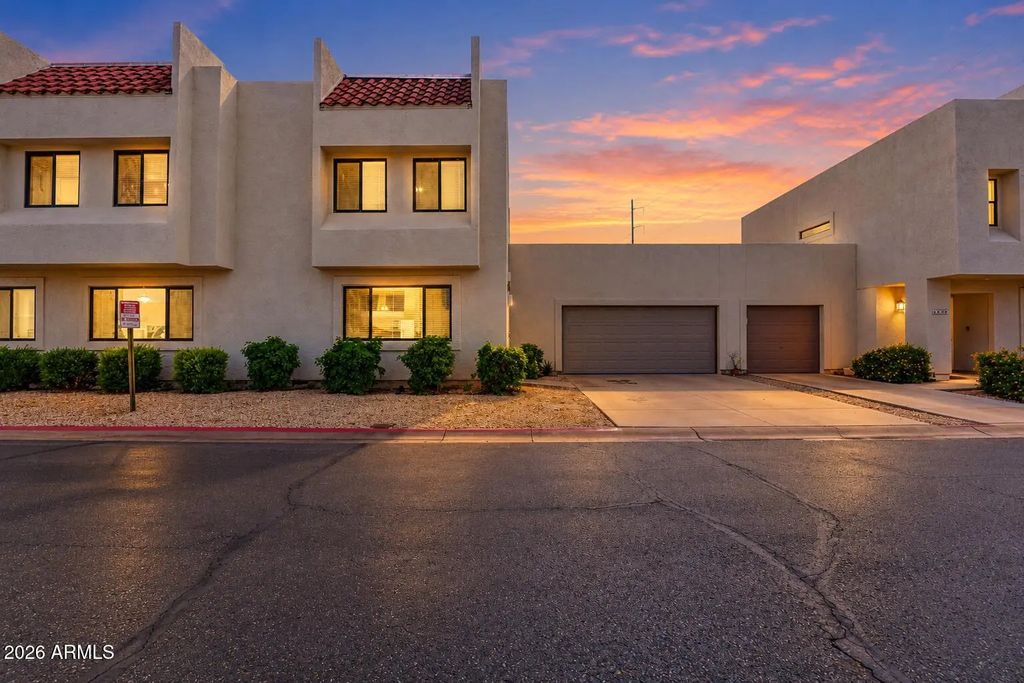 2573 W Monte Cristo Avenue, Phoenix