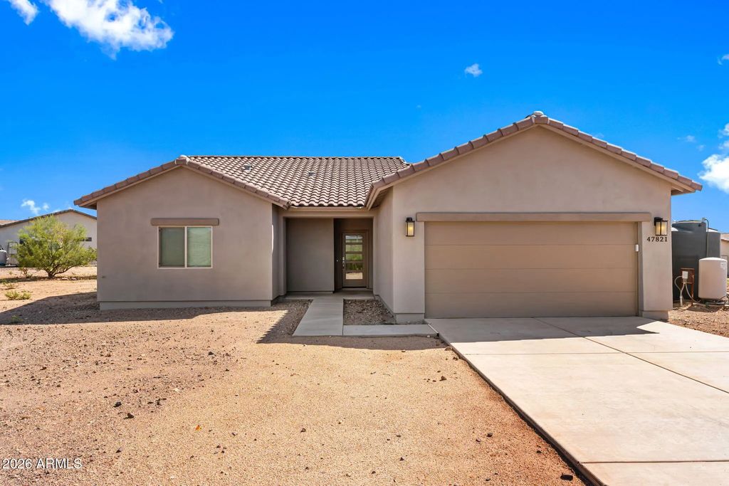 47821 N 43rd Avenue, New River