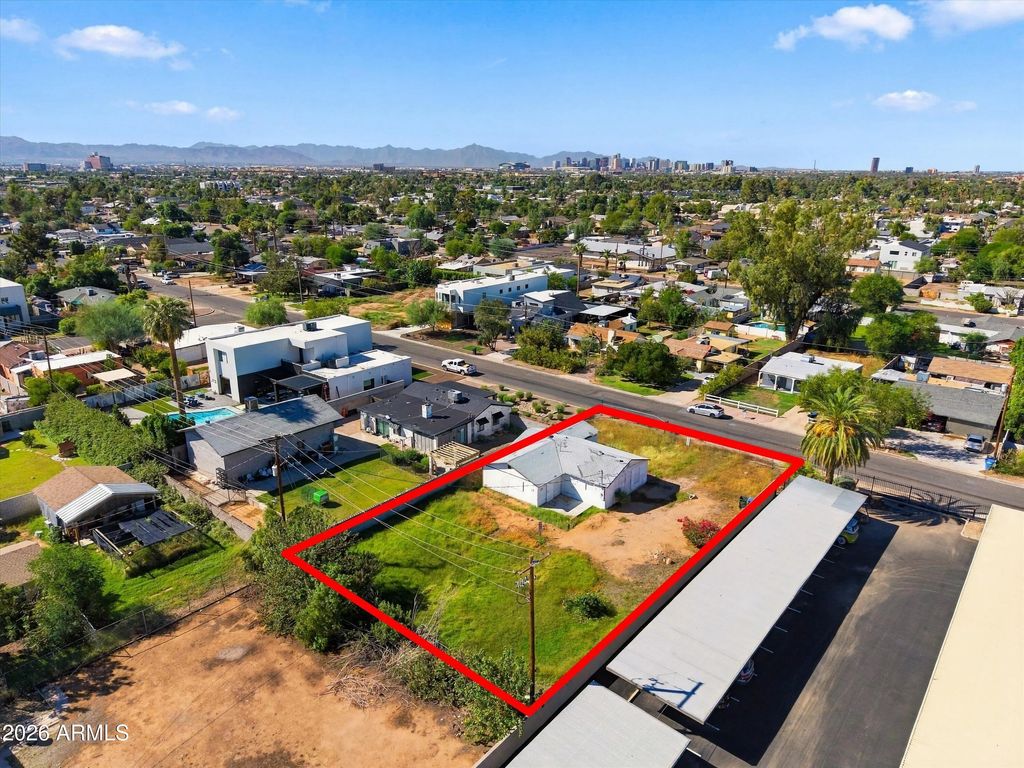 2821 N 29th Place, Phoenix