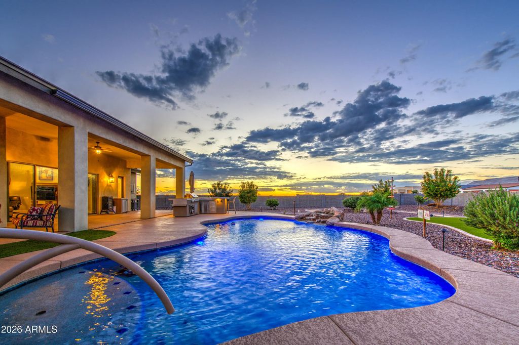 9436 W Fossil Mountain Drive, Casa Grande