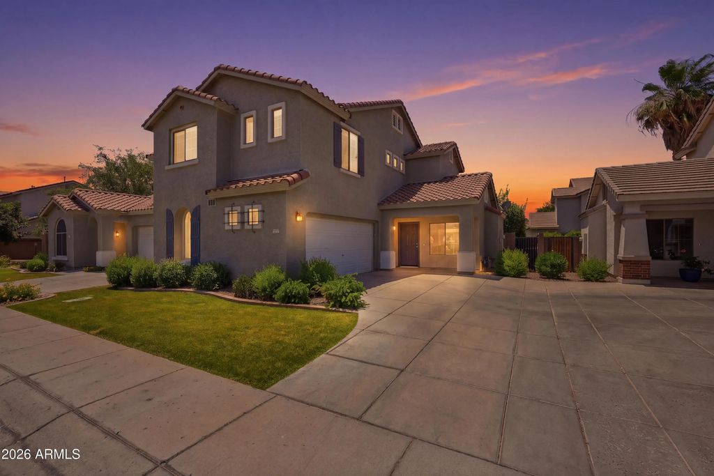 3800 S Laurel Way, Chandler