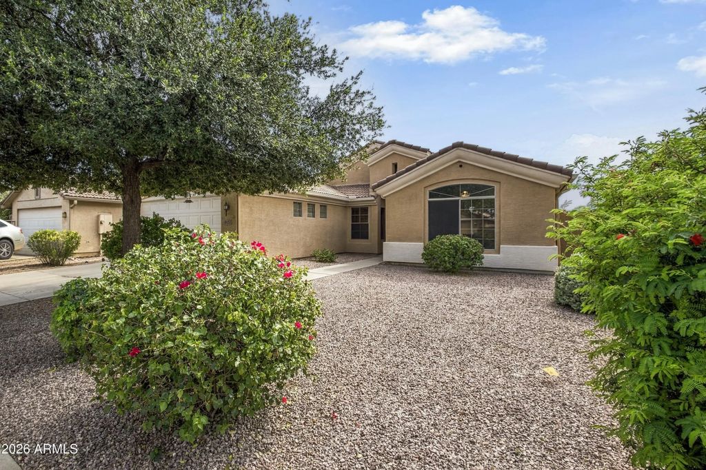 8637 W Apache Street, Tolleson