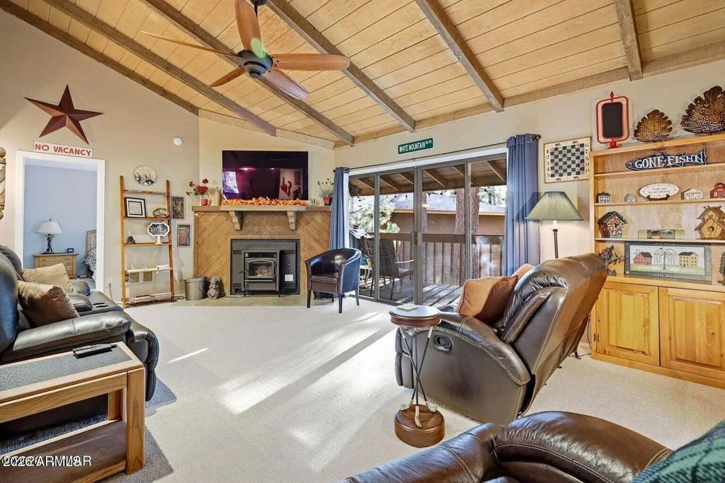 2582 Mustang Circle (unit A9), Pinetop