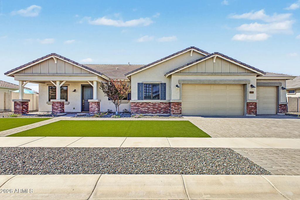 8604 S 16th Drive, Phoenix