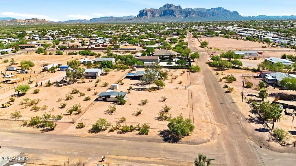2582 W Smoketree Street, Apache Junction