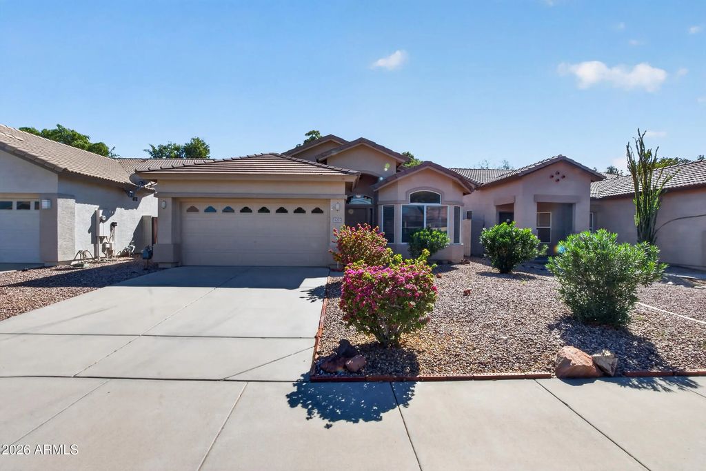 14207 W Columbus Avenue, Goodyear
