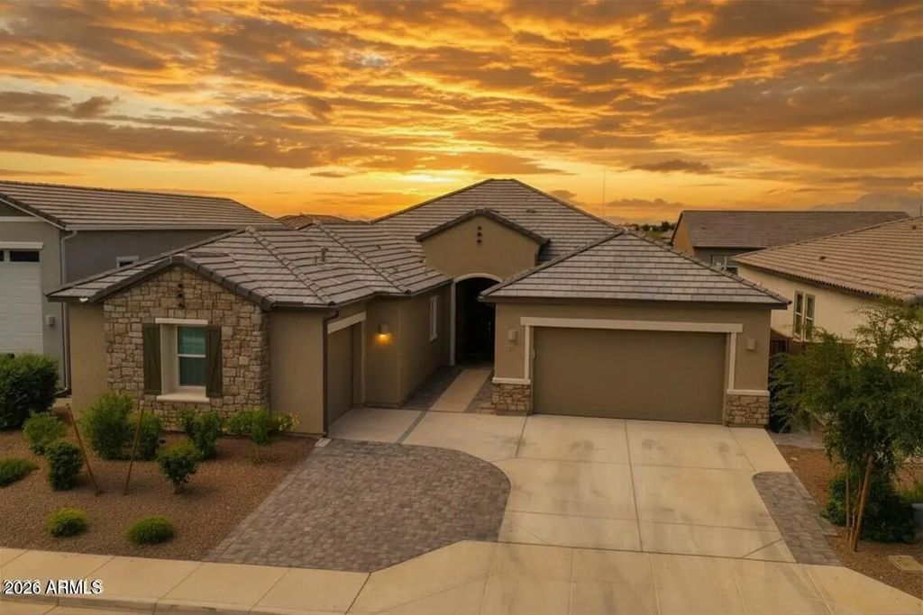 3228 E Saddletree Way, San Tan Valley