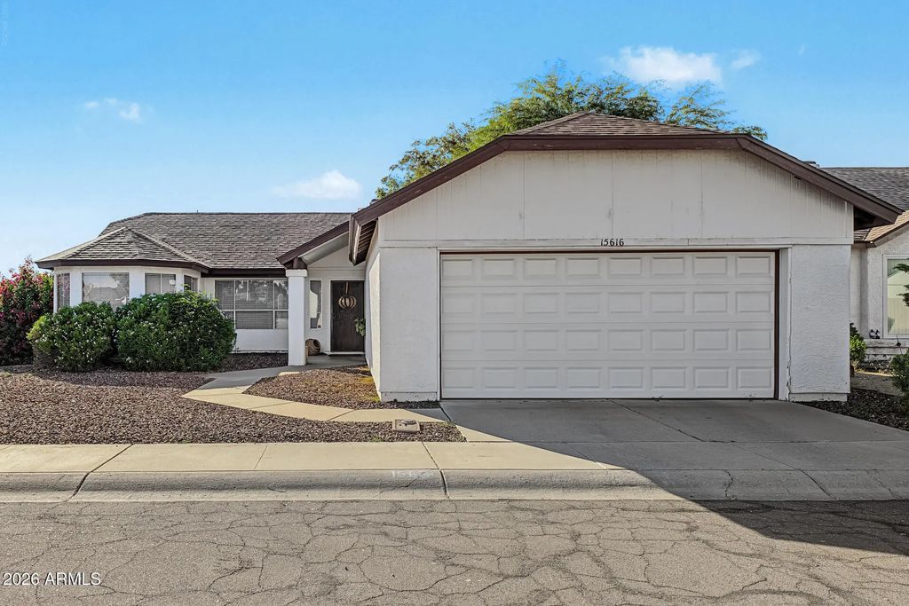 15616 N 38th Place, Phoenix