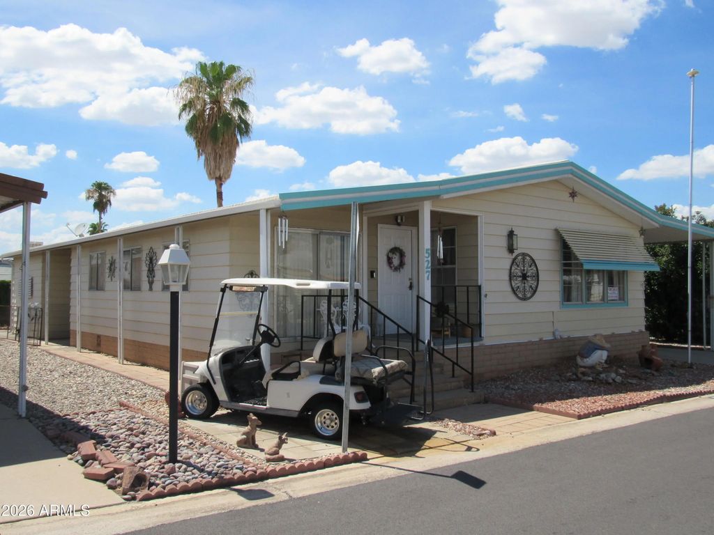 3411 S Camino Seco -- (unit 527), Tucson