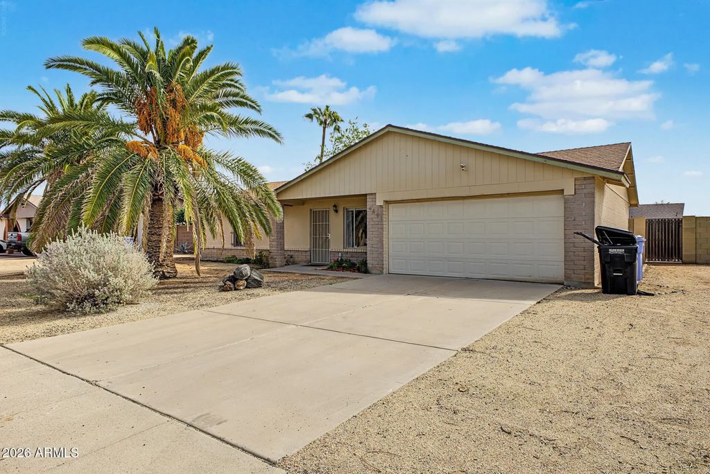 4801 W Rosewood Drive, Glendale