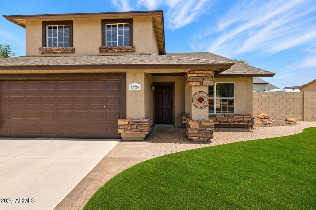 7726 W Cinnabar Avenue, Peoria