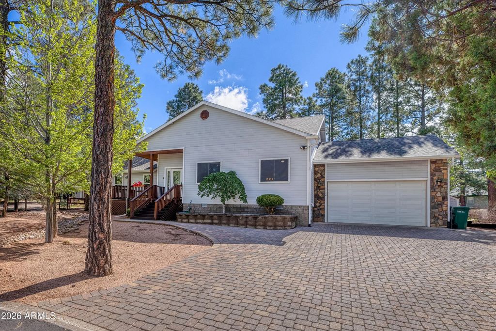 3714 W Country Club Drive, Show Low