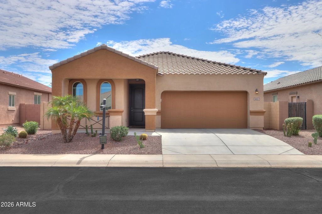 41105 W Ganley Way, Maricopa