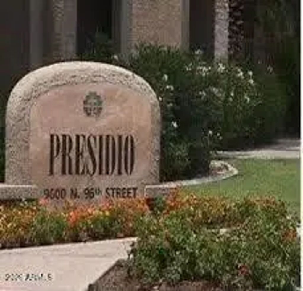 9600 N 96th Street (unit 220), Scottsdale