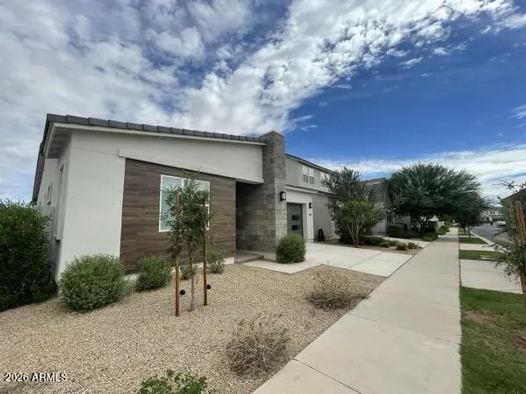 5611 S Feliz, Mesa