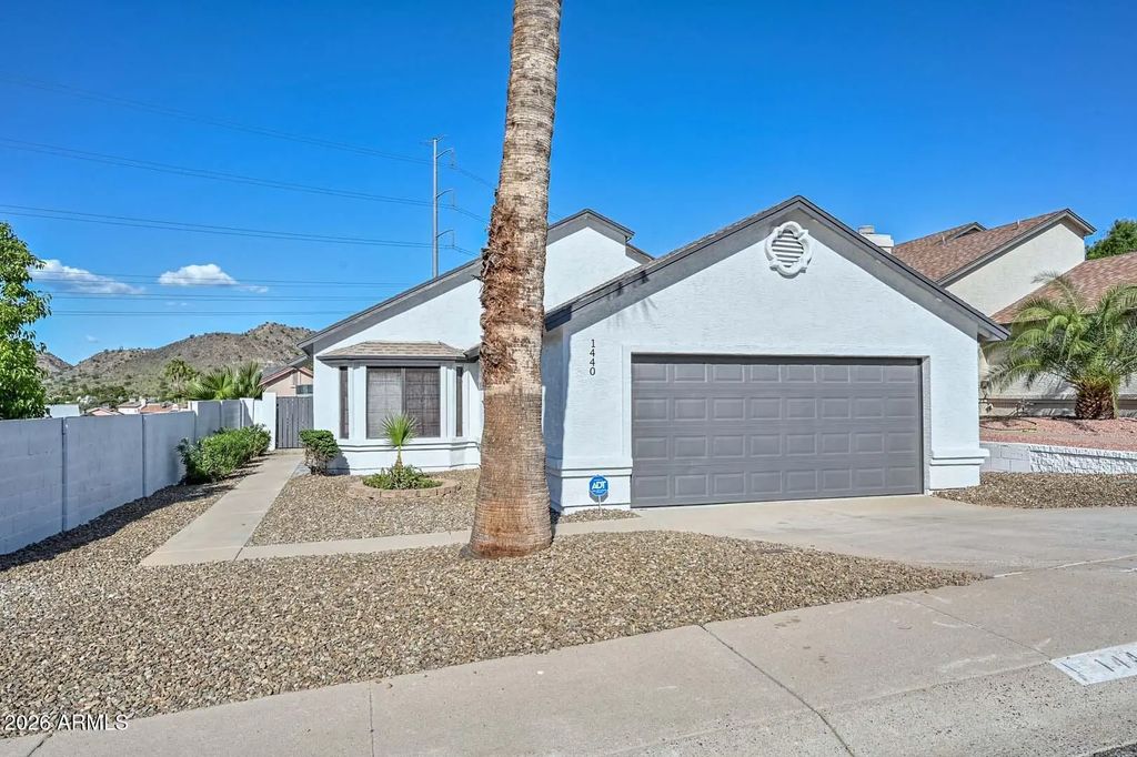 1440 E Renee Drive, Phoenix