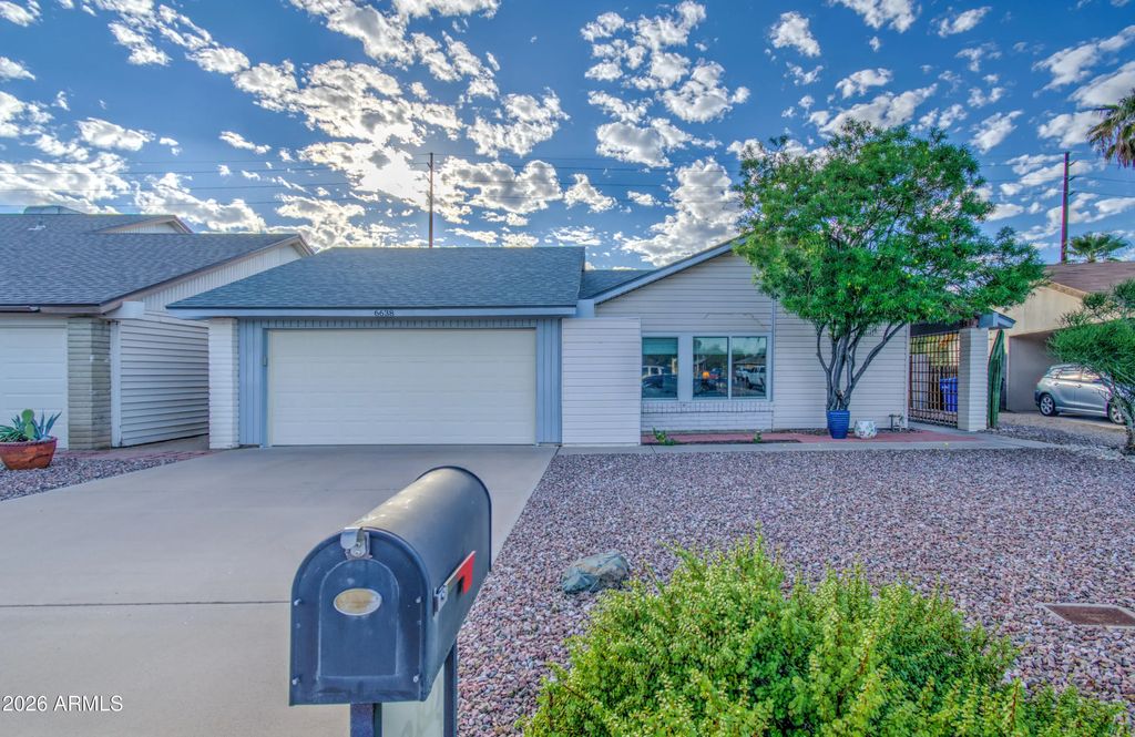 6638 S 40th Place, Phoenix