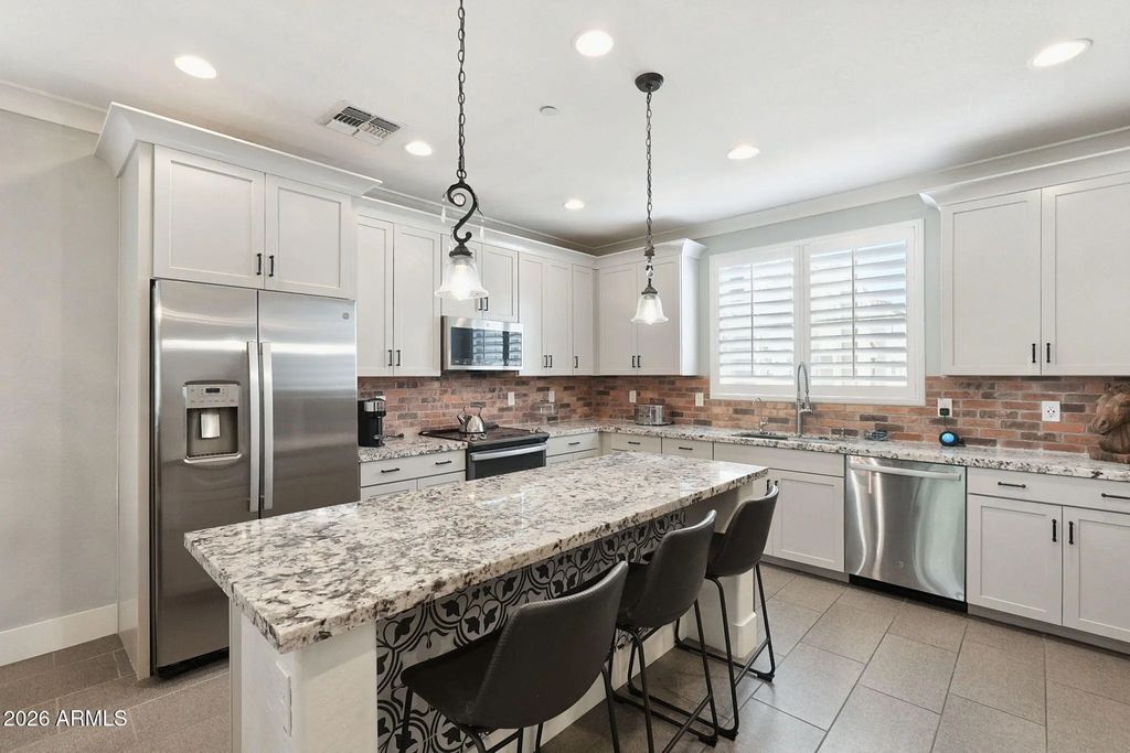2662 S Harmony Avenue, Gilbert