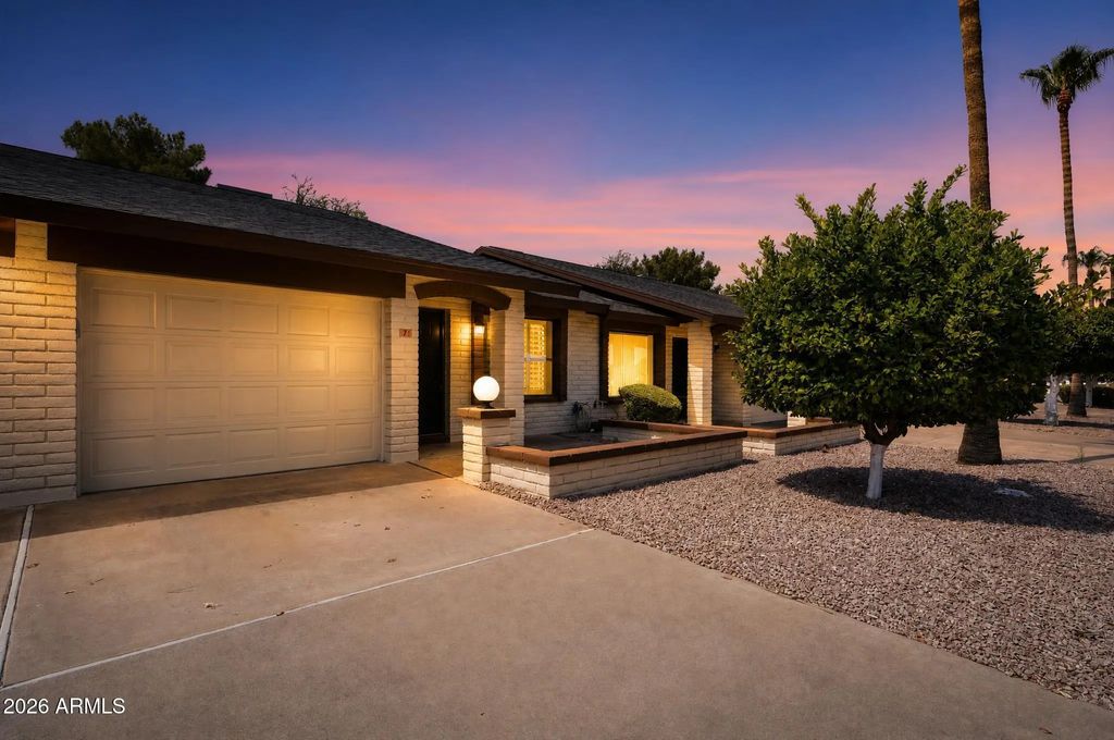 2064 S Farnsworth Drive (unit 7), Mesa