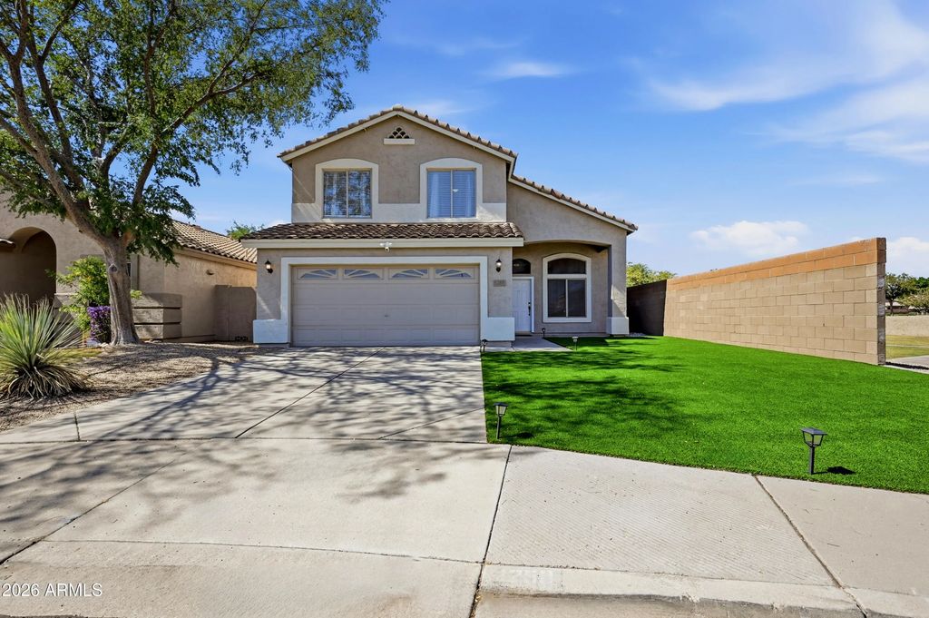 1258 S Heritage Drive, Gilbert
