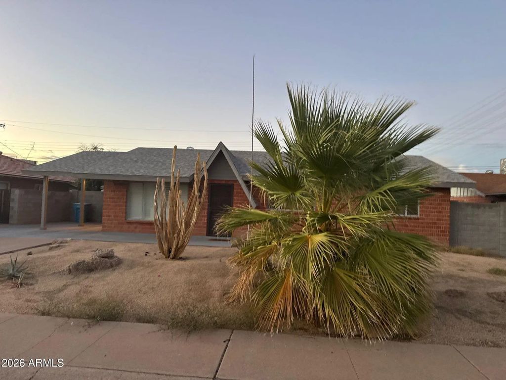 3708 W Berridge Lane, Phoenix