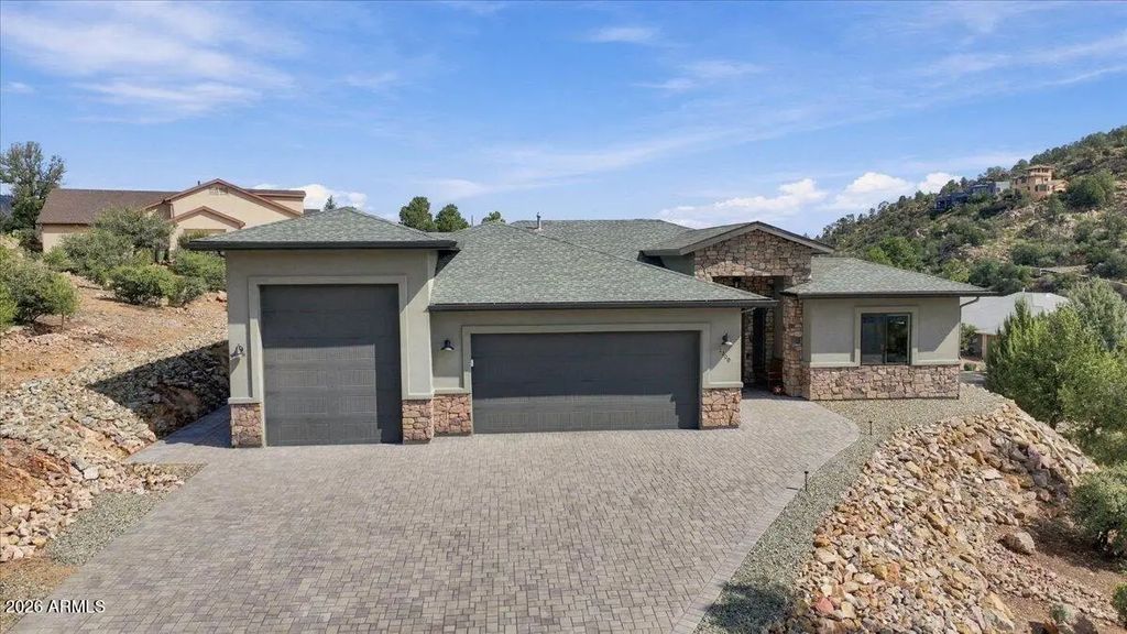 2200 Le Loup Drive, Prescott