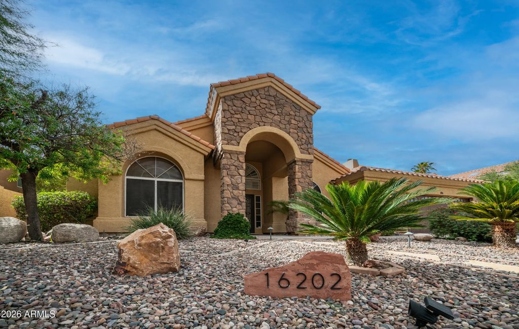 16202 S 33rd Place, Phoenix