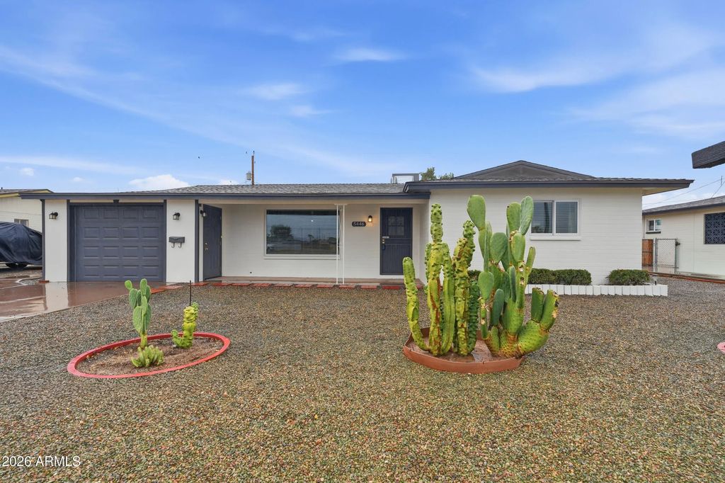 5446 E University Drive, Mesa