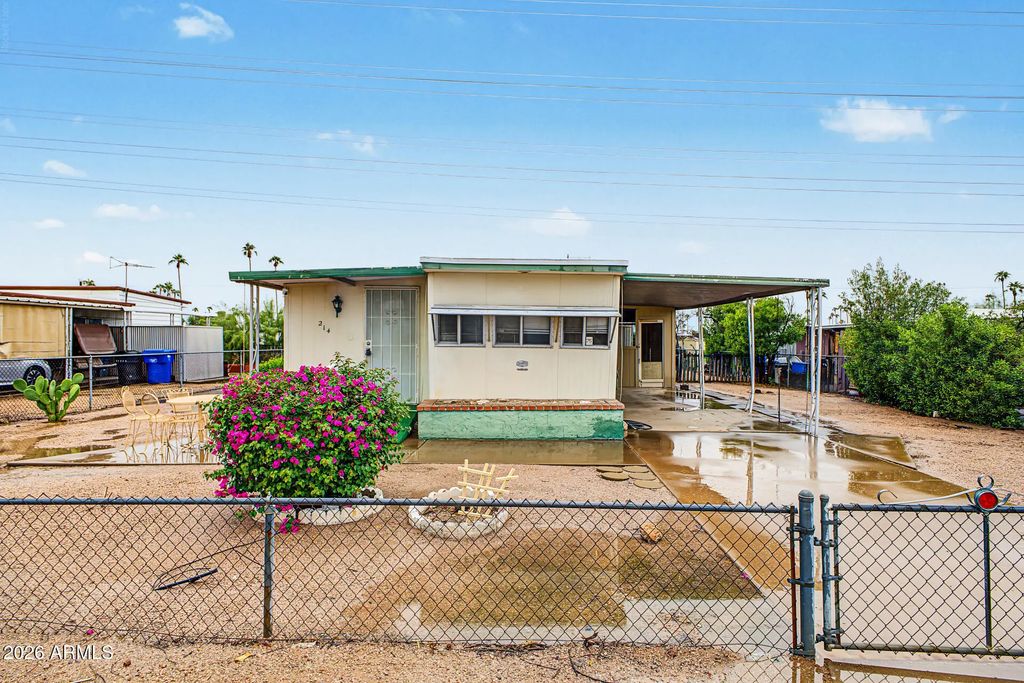 214 S 38th Street, Mesa
